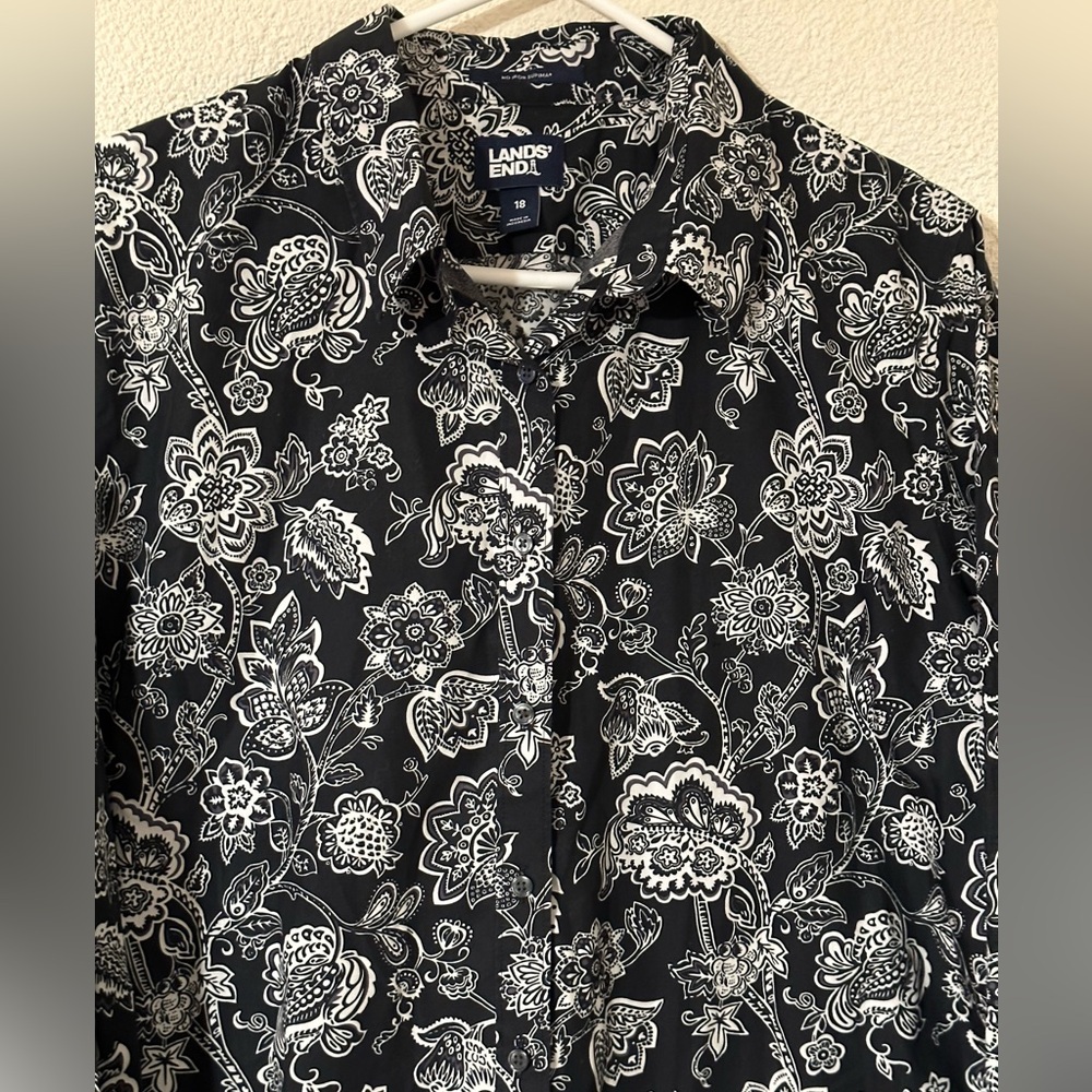 Land’s End Top Women Black/White 100% Cotton Floral Button Up Long Sleeve Size18 - Picture 2 of 6